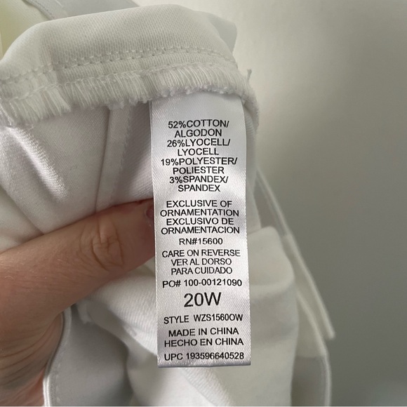 NWT New Democracy Optic White Absolution Straight Leg Core Essential Jeans 20 - Picture 5 of 5